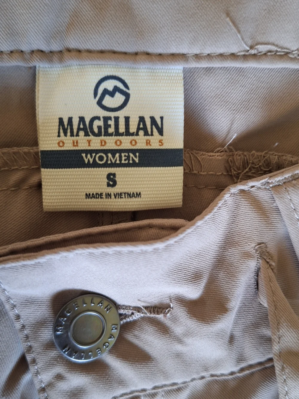 Magellan Outdoors Women's Tan Casual Shorts with Belt Loops